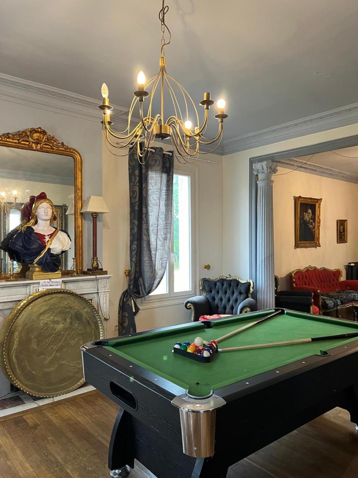 Le Manoir De La Baronnie Villa Norrey-en-Auge Luaran gambar