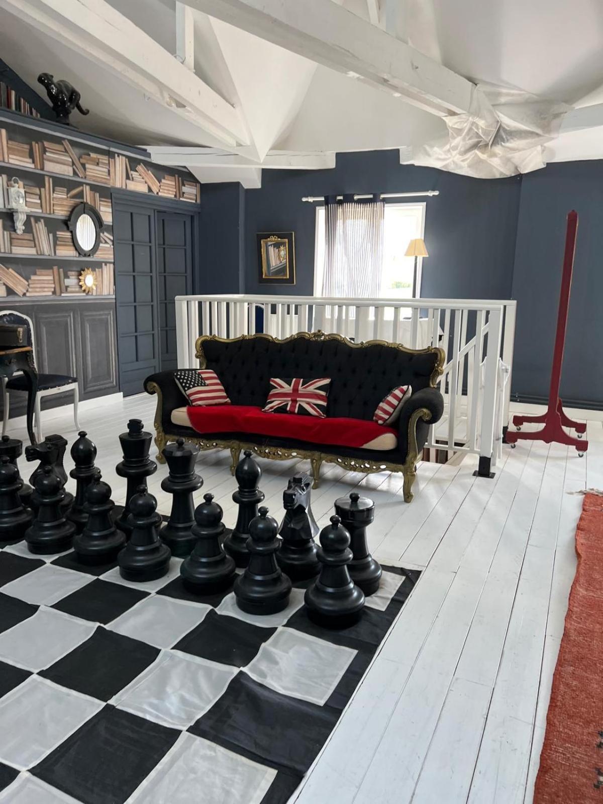 Le Manoir De La Baronnie Villa Norrey-en-Auge Luaran gambar