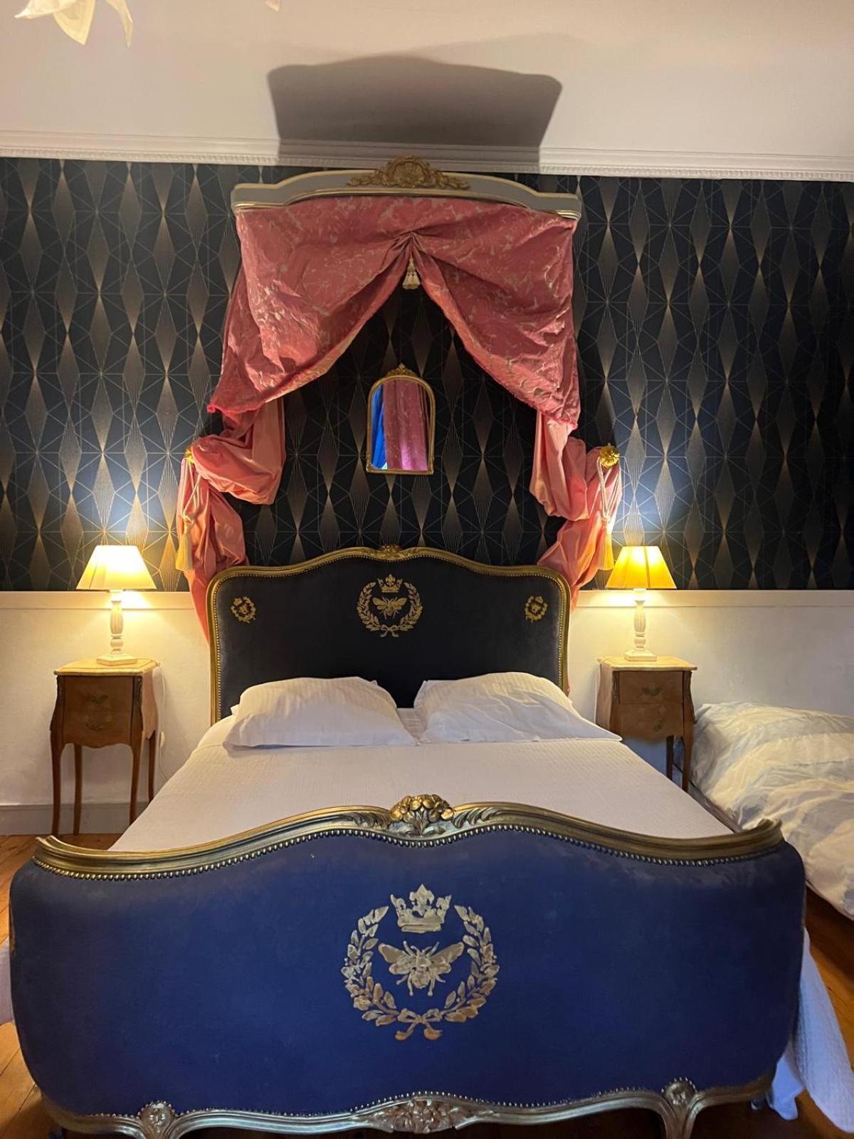Le Manoir De La Baronnie Villa Norrey-en-Auge Luaran gambar