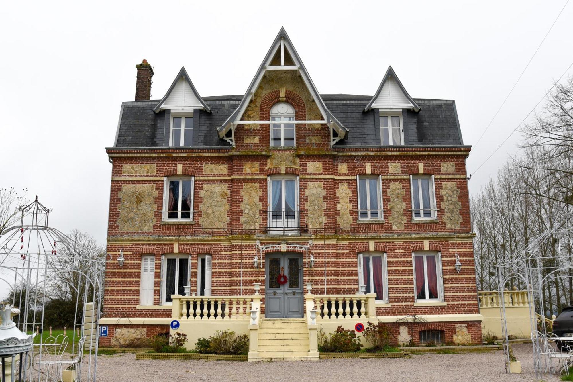 Le Manoir De La Baronnie Villa Norrey-en-Auge Luaran gambar